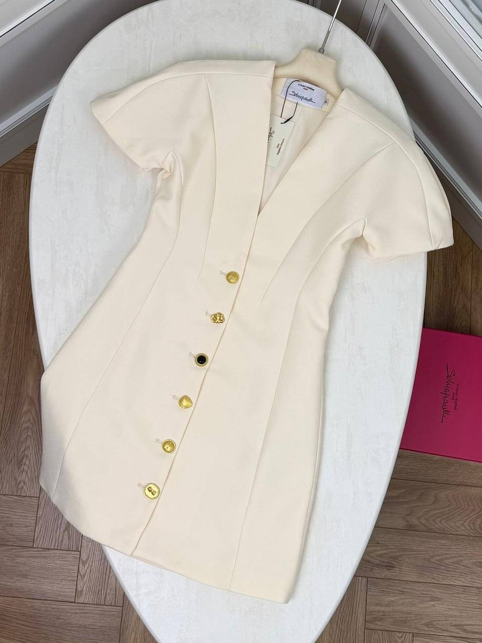 платье пиджак белое,платье пиджак,платье пиджак одри райт,стильное белое платье-пиджак,платье пиджак светлое