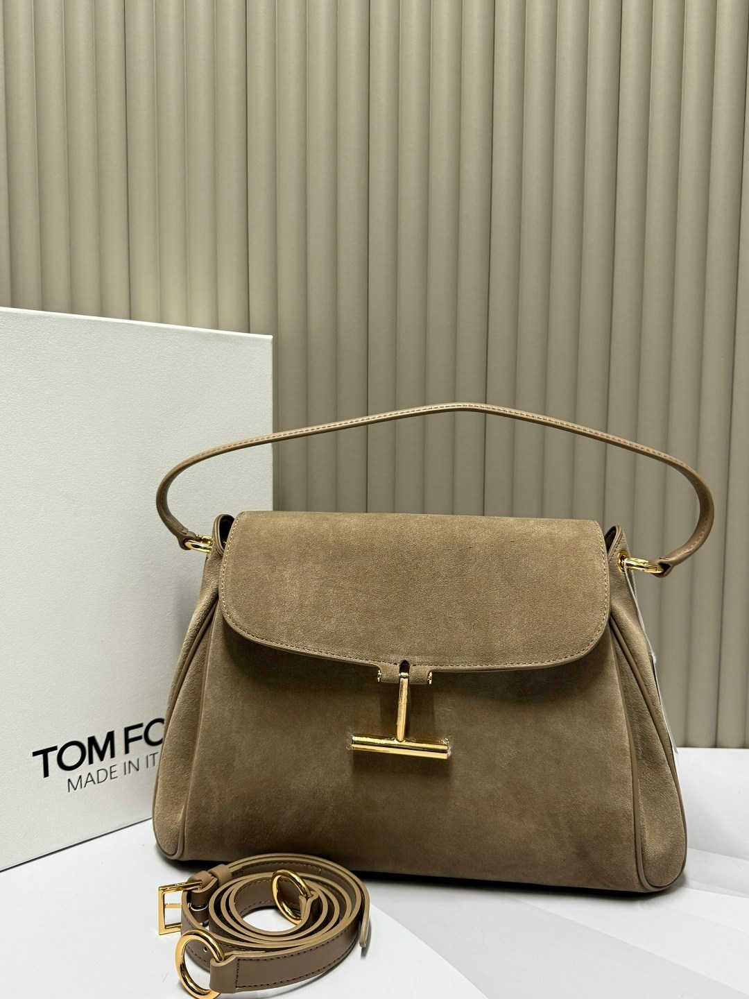 замшевая сумка,роскошная сумка из замши balenciaga rodeo,женская сумка замшевая,женская сумка,сумка