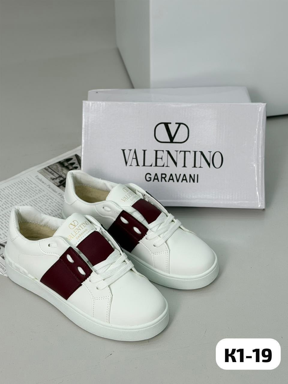 кеды valentino garavani,кеды valentino,кроссовки valentino,кеды valentino garavani женские оригинал,valentino garavani кроссовки