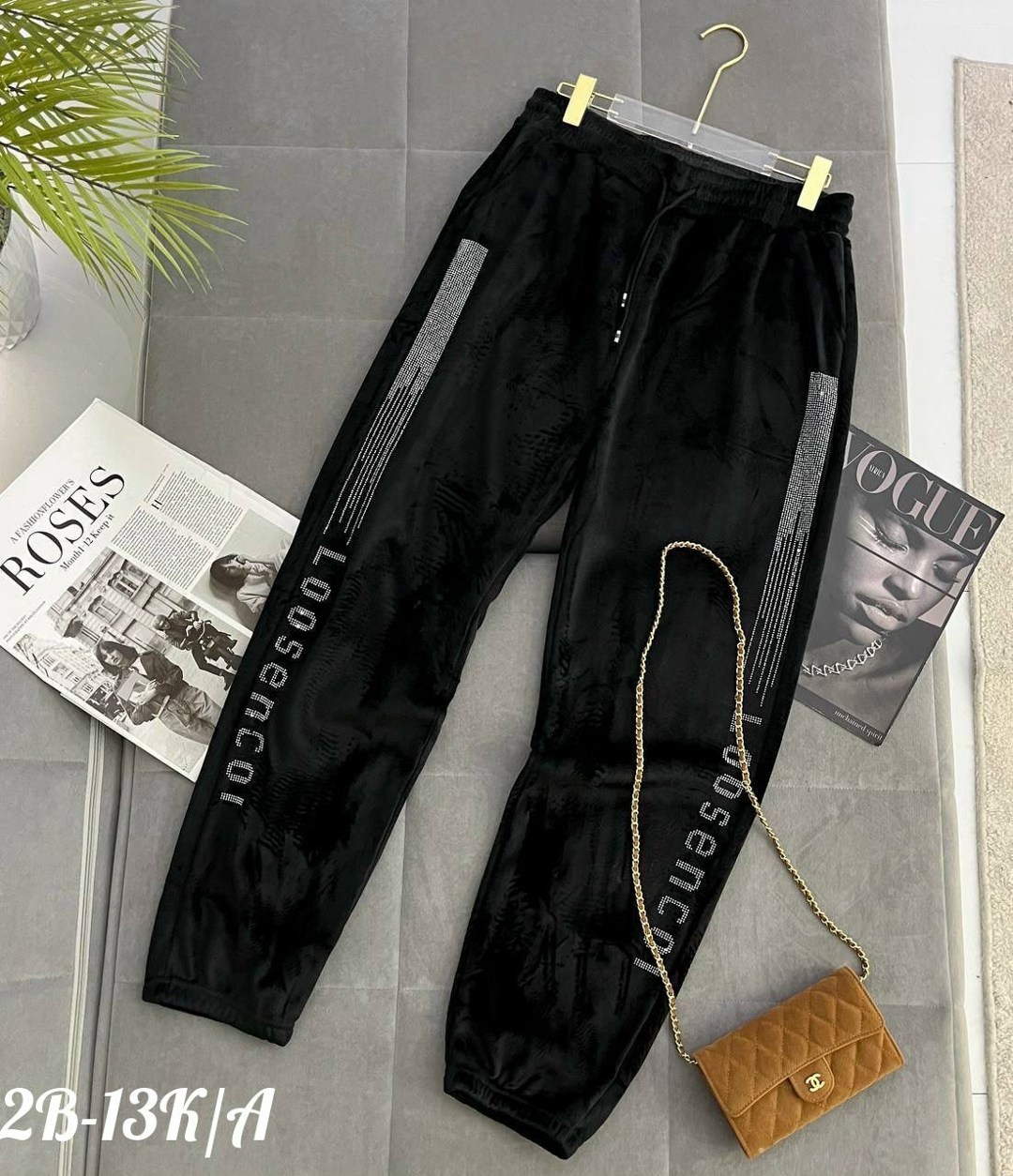 спортивные брюки женские,джоггеры брюки,штаны джоггеры женские,спортивные штаны,брюки со стразами