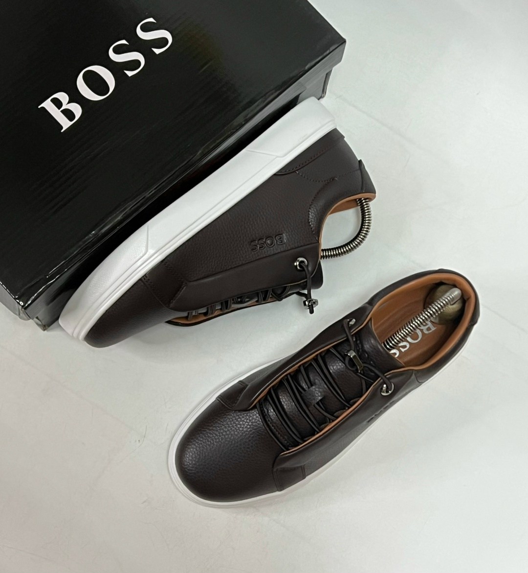 мужские кроссовки boss,кроссовки boss,,кроссовки hugo boss мужская кожаная повседневная спортивная ,кроссовка мужской