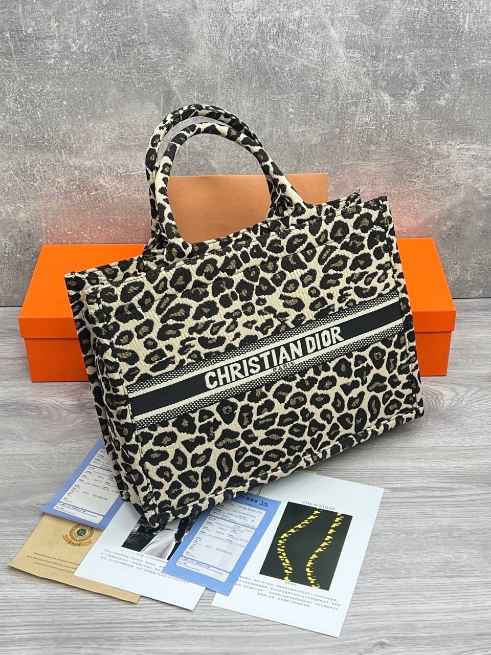 сумка шоппер кристиан диор,сумка,диор сумка,кристиан диор сумка,сумка шоппер диор