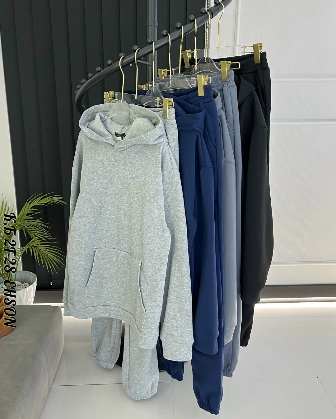 cпортивный костюм женский на флисе,костюм на флисе,женский спортивный костюм,спортивные костюмы на флисе,спортивный костюм