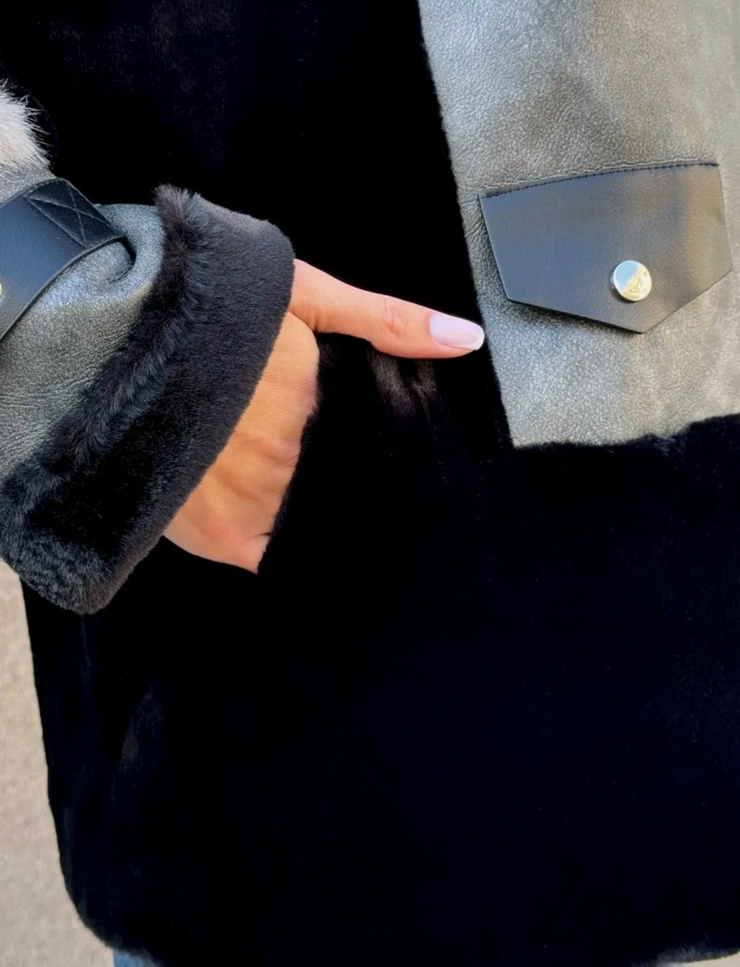 дубленка авиатор зимняя искусственная с мехом morewarm,стильная женская дубленка авиатор,дубленка авиатор женская куртка oksana firsanova,шуба искусственная bimba y lola,куртка дубленка