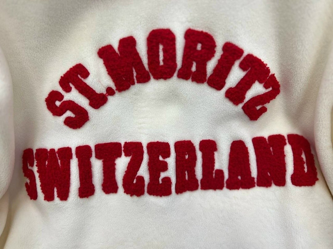 толстовка с капюшоном,модная толстовка,женская толстовка,толстовка в стиле,толстовка