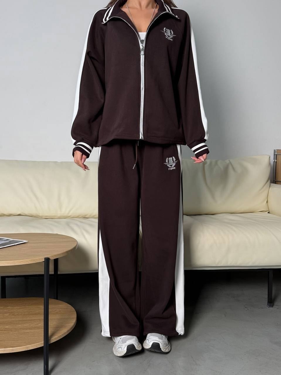 спортивный костюм,спортивный костюм женский,женский костюм,повседневный спортивный костюм,серый спортивный костюм