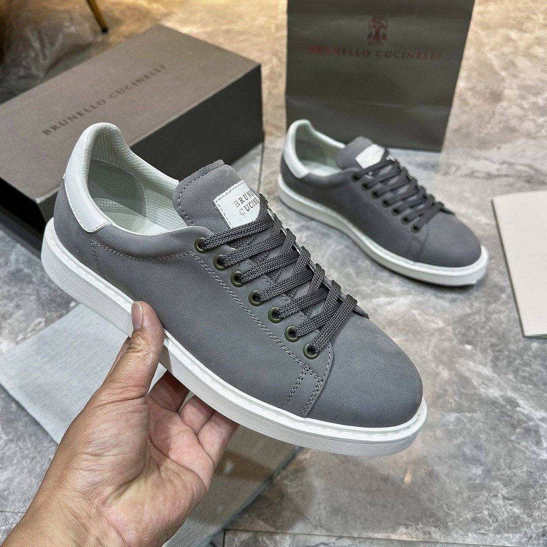 кеды brunello cucinelli,мужские кеды brunello cucinelli серые замшевые с белой подошвой,,мужские кеды,кеды брендовые