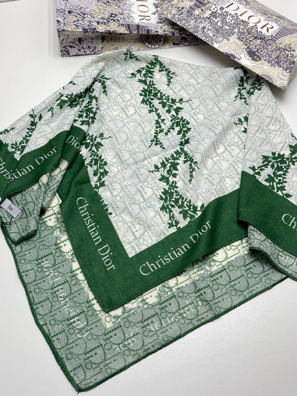 тонкиe платки,брендовый платок,платки женские,платок gucci,эксклюзивный шерстяной платок gucci