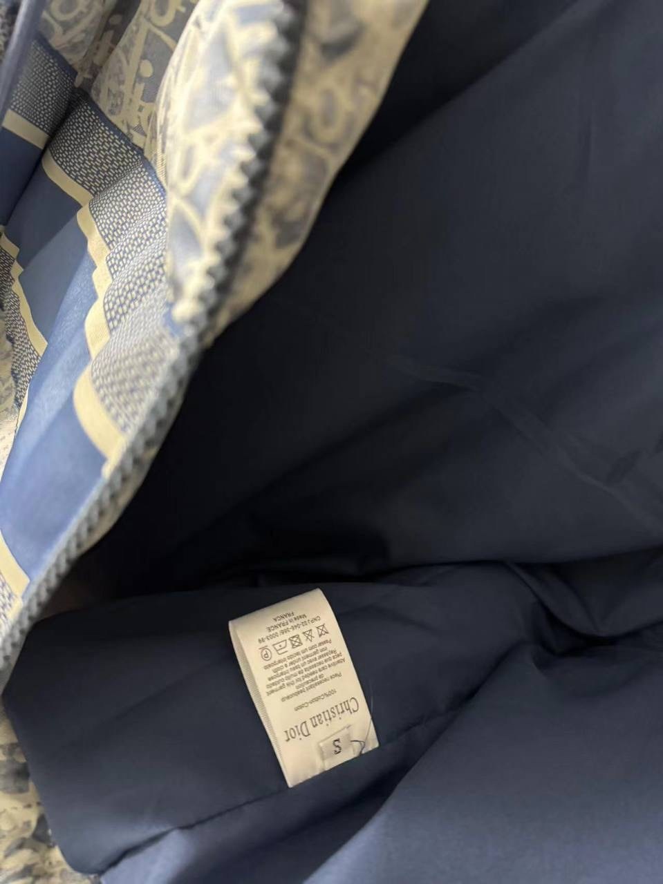 пуховик кристиан диор женский,куртка кристиан диор женские,пуховик dior,пуховая куртка dior oblique,куртка диор женская