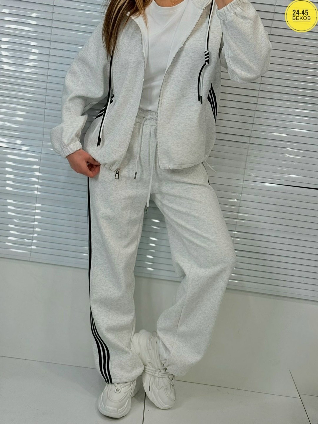 костюм спортивный,женский спортивный костюм,женский костюм,костюм спортивные женские костюмы,теплый спортивный костюм