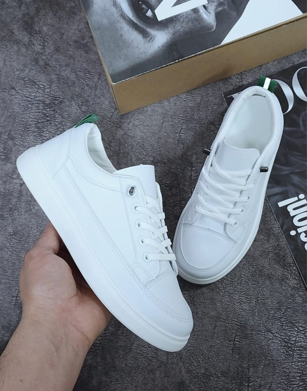 ,женские кроссовки,кроссовки модные,белые кроссовки,кеды женские