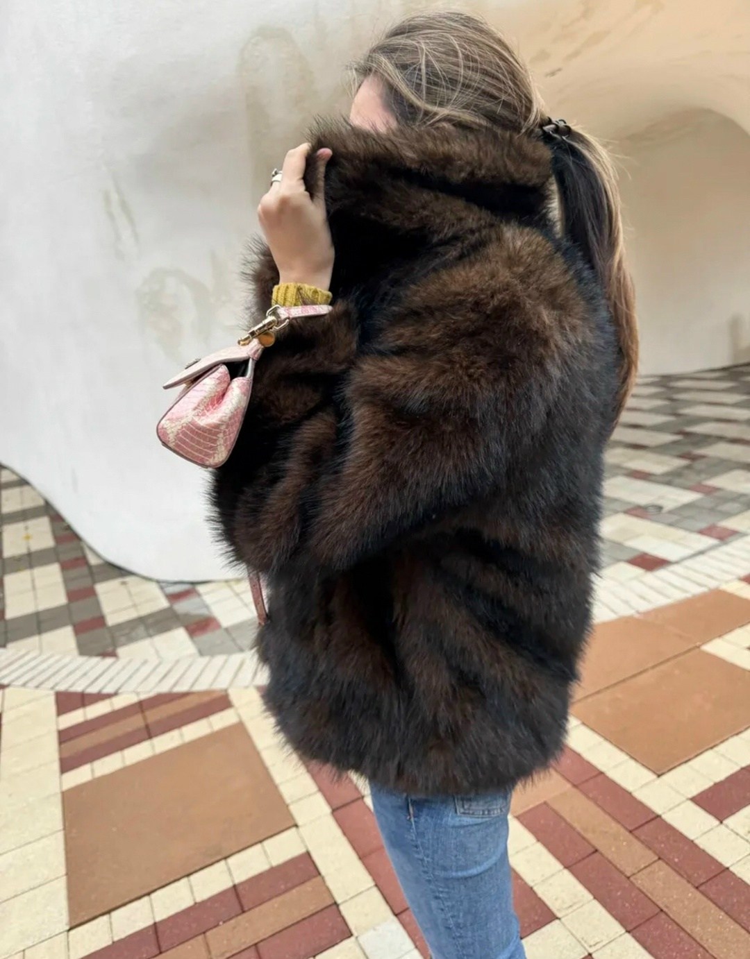 шуба из искусственного меха,искусственная шуба,шуба,меховая куртка,женская куртка из искусственного меха
