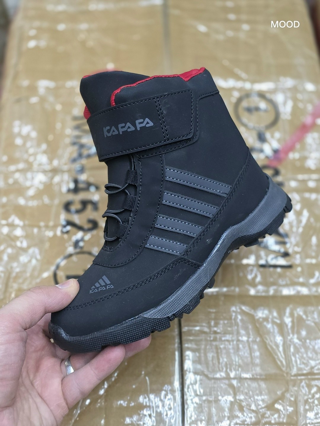 ,адидас демисезон ботинки,зимние ботинки adidas,детские ботинки adidas climawarm,зимние ботинки