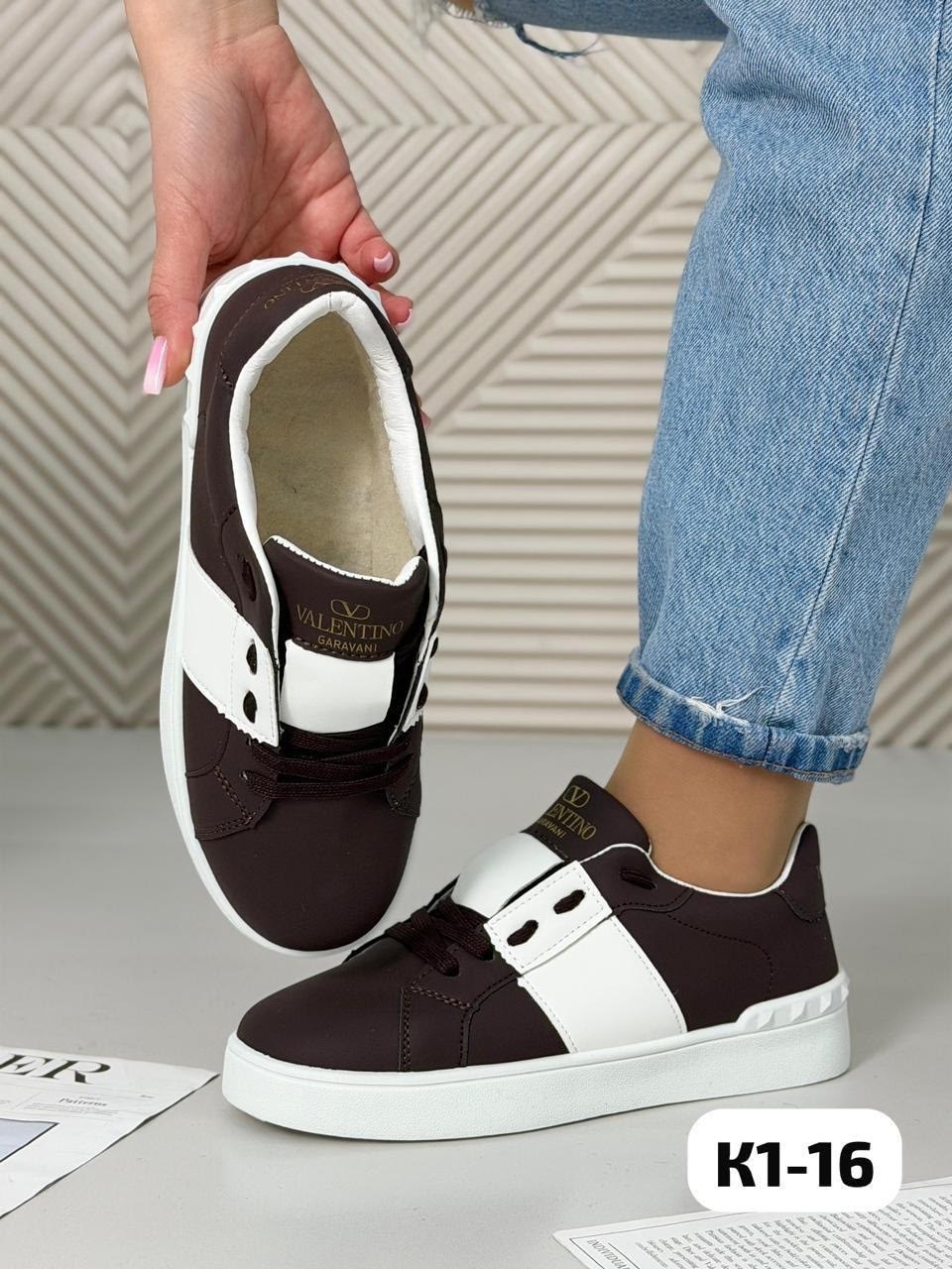 кеды valentino garavani,кеды valentino,кроссовки valentino,кеды valentino garavani женские оригинал,valentino garavani кроссовки