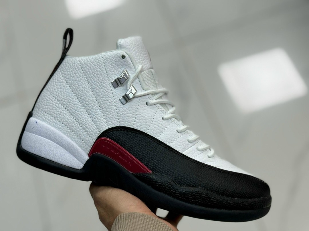 nike air jordan 12,air jordan 12 retro,jordan 12,nike jordan 12 retro,nike air jordan 12 retro taxi