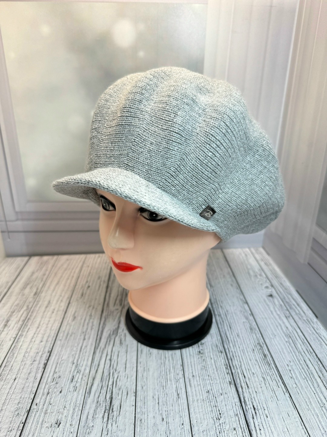 шапка для женщин,кепка женская,вязаная кепка женская,береты женские,женская шапка