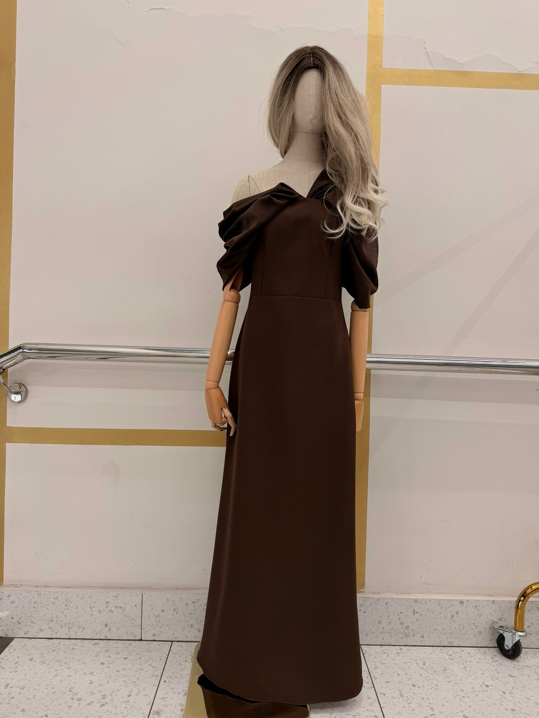 атласное свадебное платье,свадебное платье,свадебное платье прямое,элегантное свадебное платье-русалка,элегантные свадебные платья