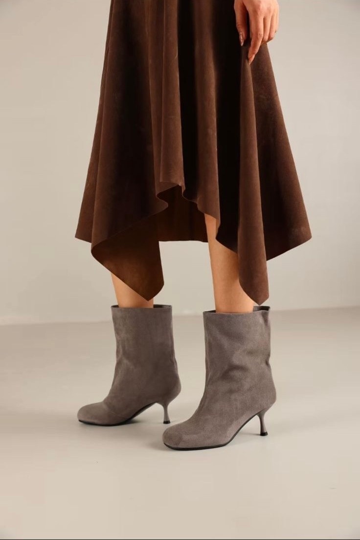 ботильоны серые замшевые,замшевые ботильоны,замшевые ботильоны stuart 75 stuart weitzman серый,ботильоны,ботильоны женские