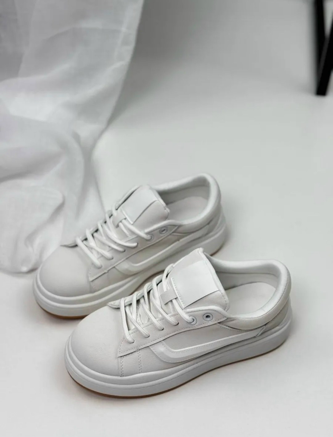 женские кроссовки,белые кроссовки,белые женские кроссовки,,кеды женские белые