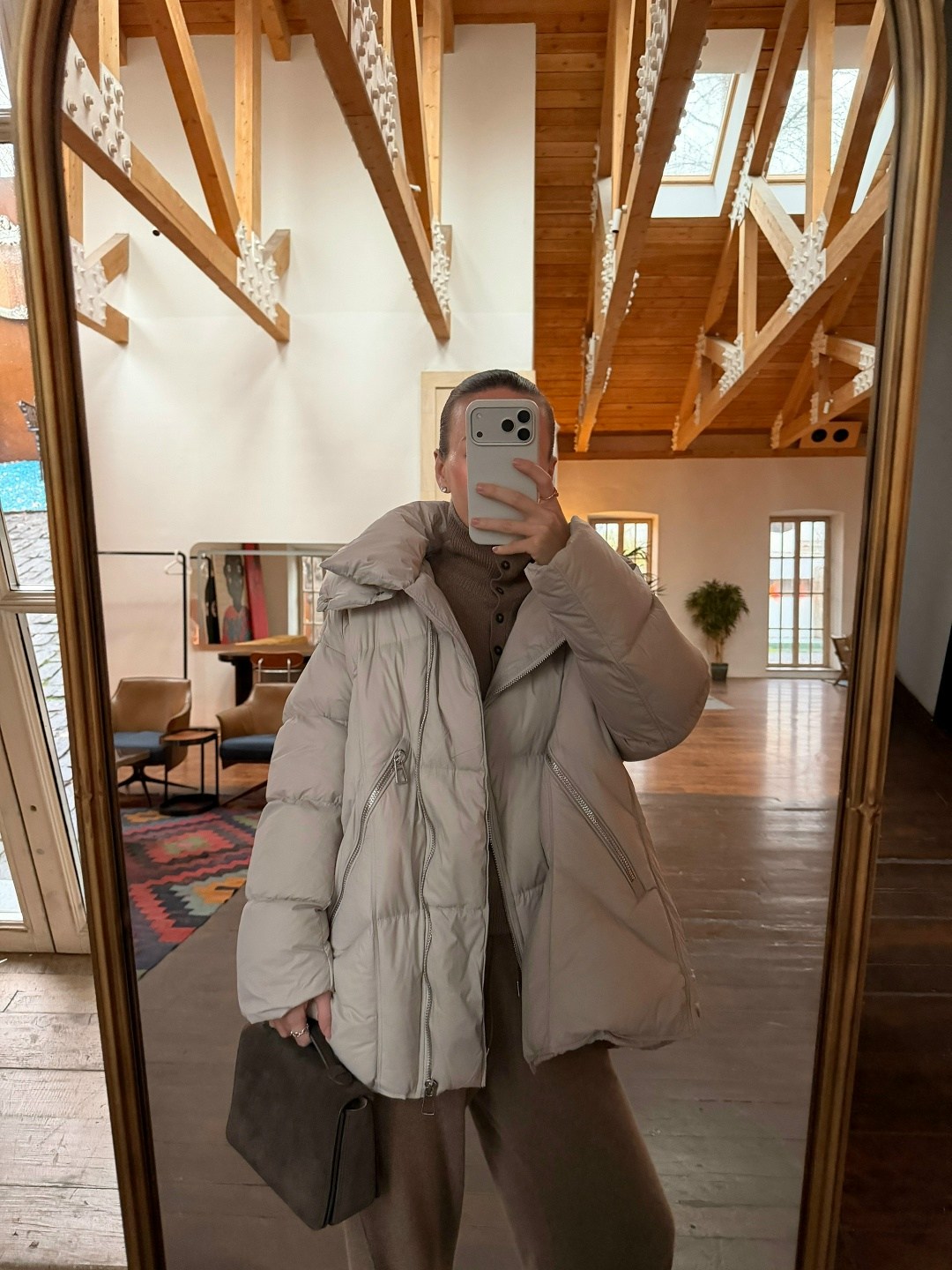 пуховик,женская зимняя куртка,куртка оверсайз,мягкий женский пуховик umi mao,пуховик женский