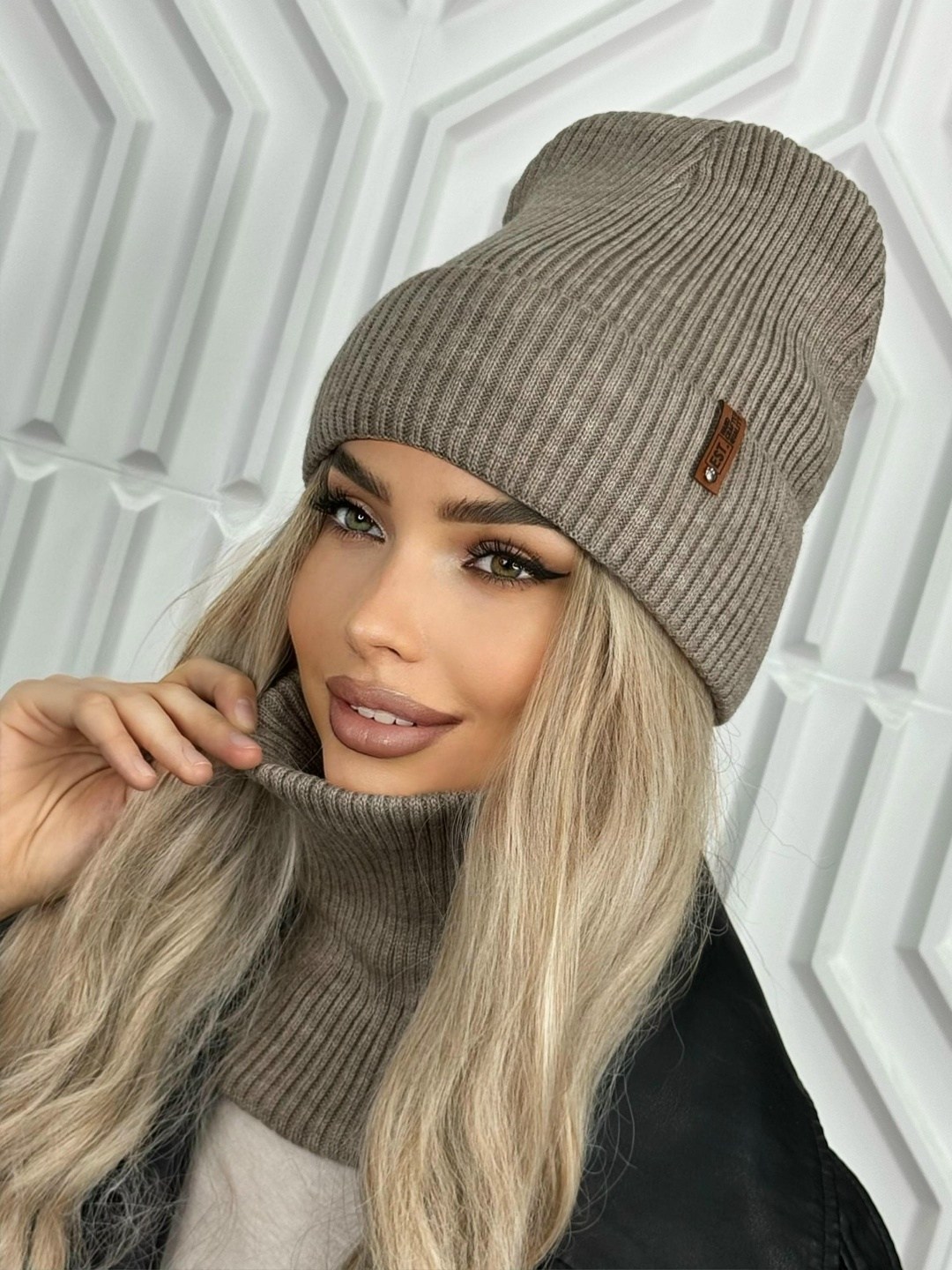 женский комплект шапка,комплект шапки,комплект шапка снуд,шапка и снуд,комплект женский шапка и снуд