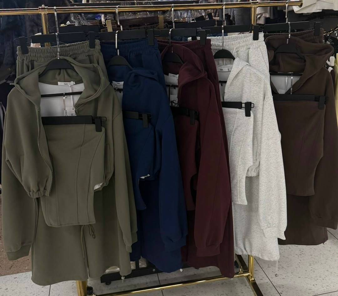 модные костюмы,брюки комплект,длинные брюки,костюм коричневый,женские комбинезоны