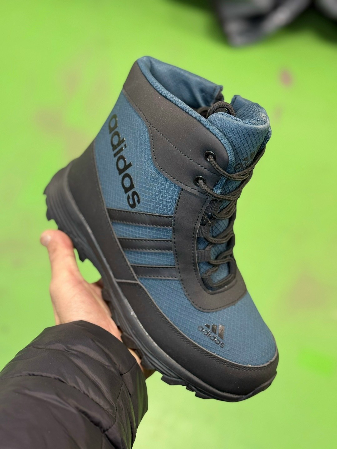 зимние кроссовки adidas,зимние кроссовки adidas в28054,зимние кроссовки adidas climaproof,кроссовки мужские зимние,кроссовки adidas зимние высокие с мехом adidas