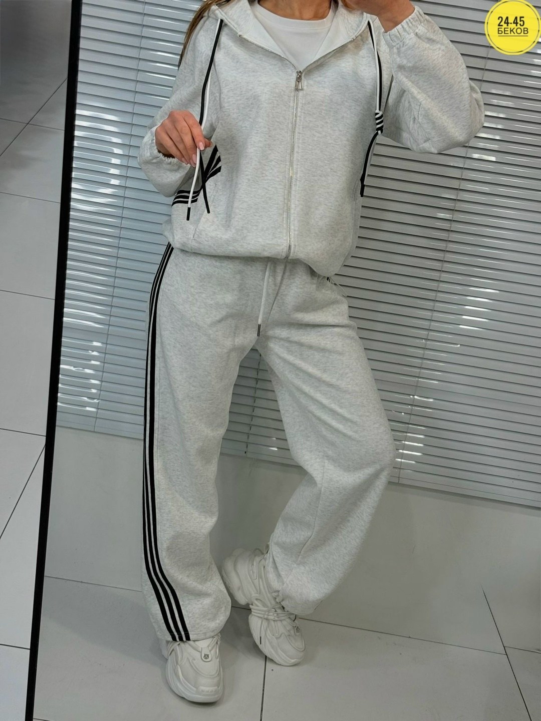 костюм спортивный,женский спортивный костюм,женский костюм,костюм спортивные женские костюмы,теплый спортивный костюм