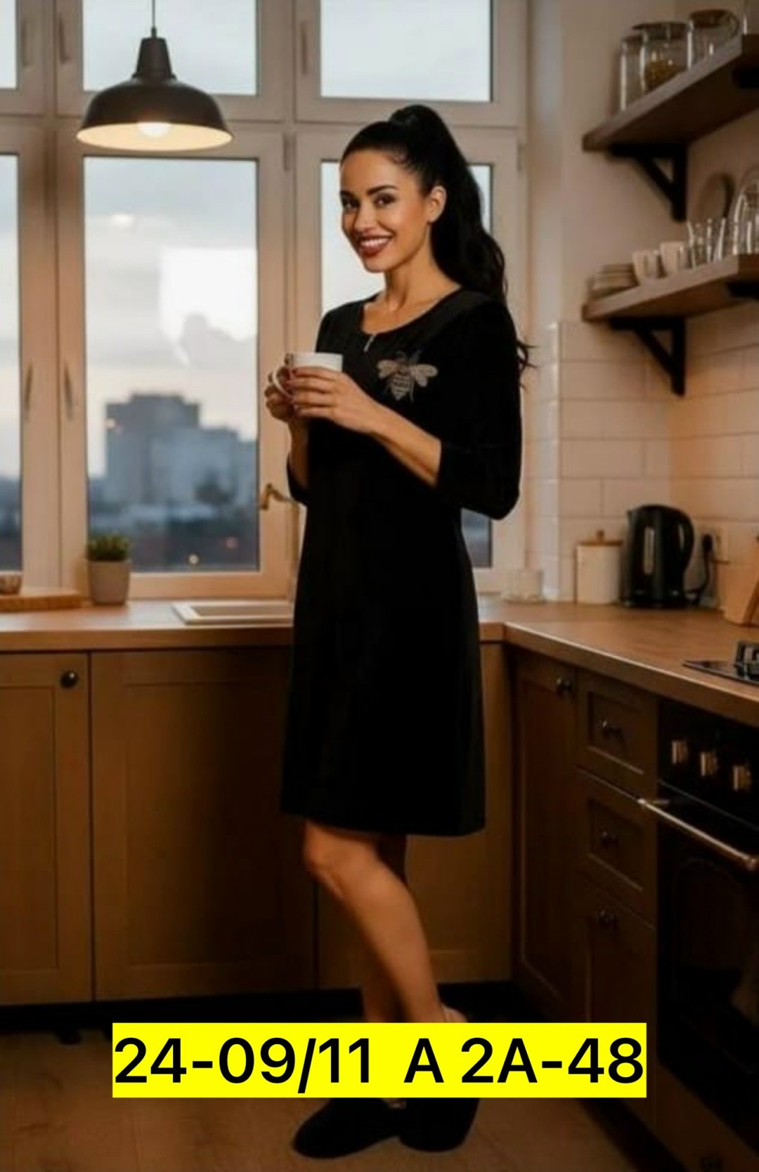 одежда со стразами,термонаклейка на одежду со стразами,толстовка со стразами,нашивка для одежды,термонаклейка на одежду из страз