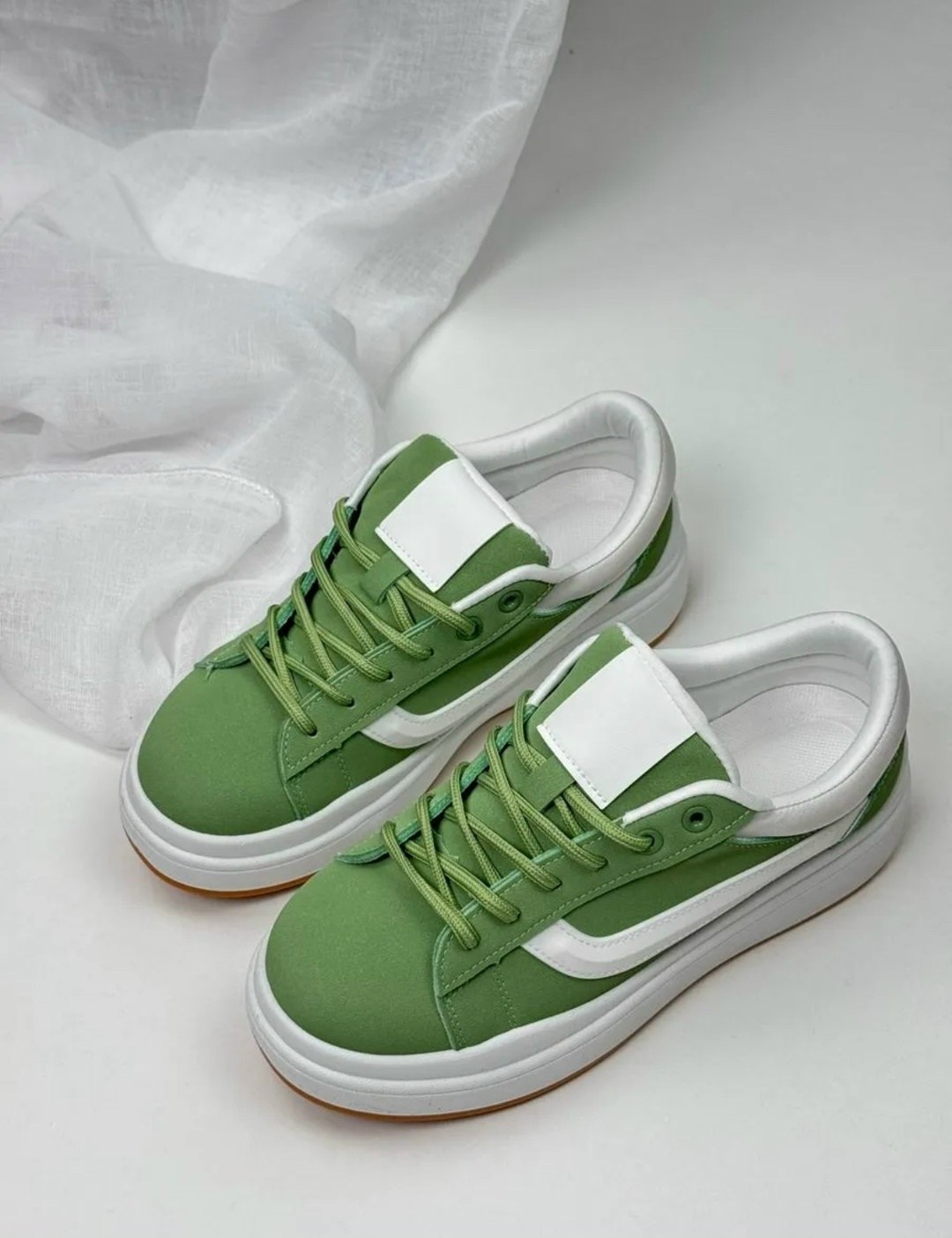 женские кроссовки,белые кроссовки,белые женские кроссовки,,кеды женские белые