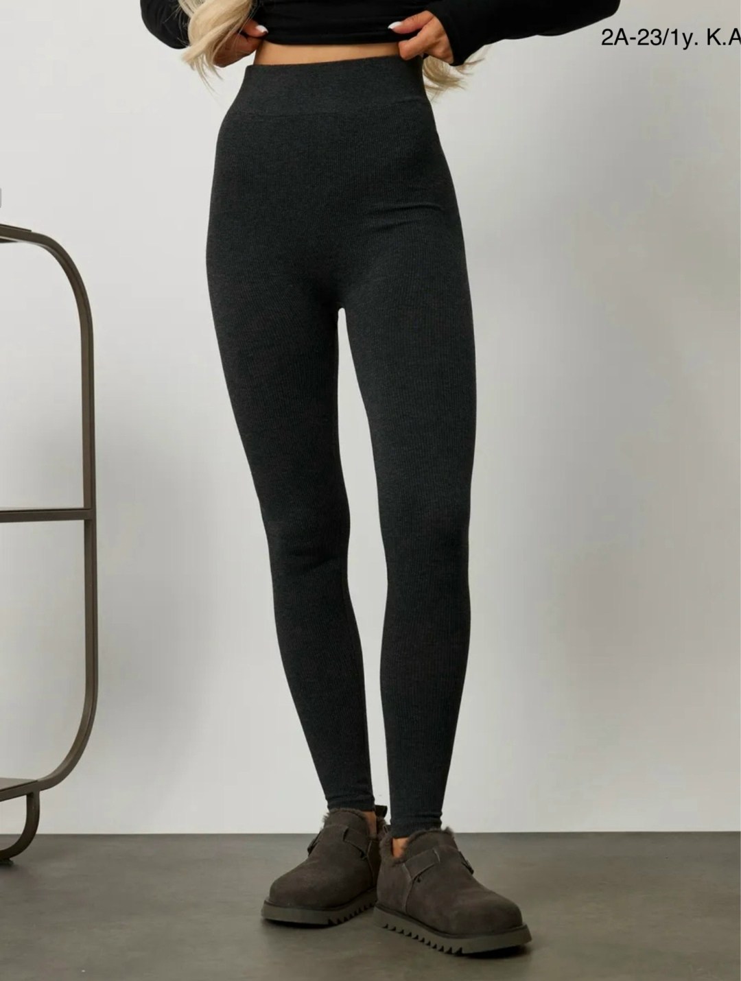 жилетка утепленная укороченная,куртка в клетку женская,женская жилетка,утепленная жилетка,стильная жилетка