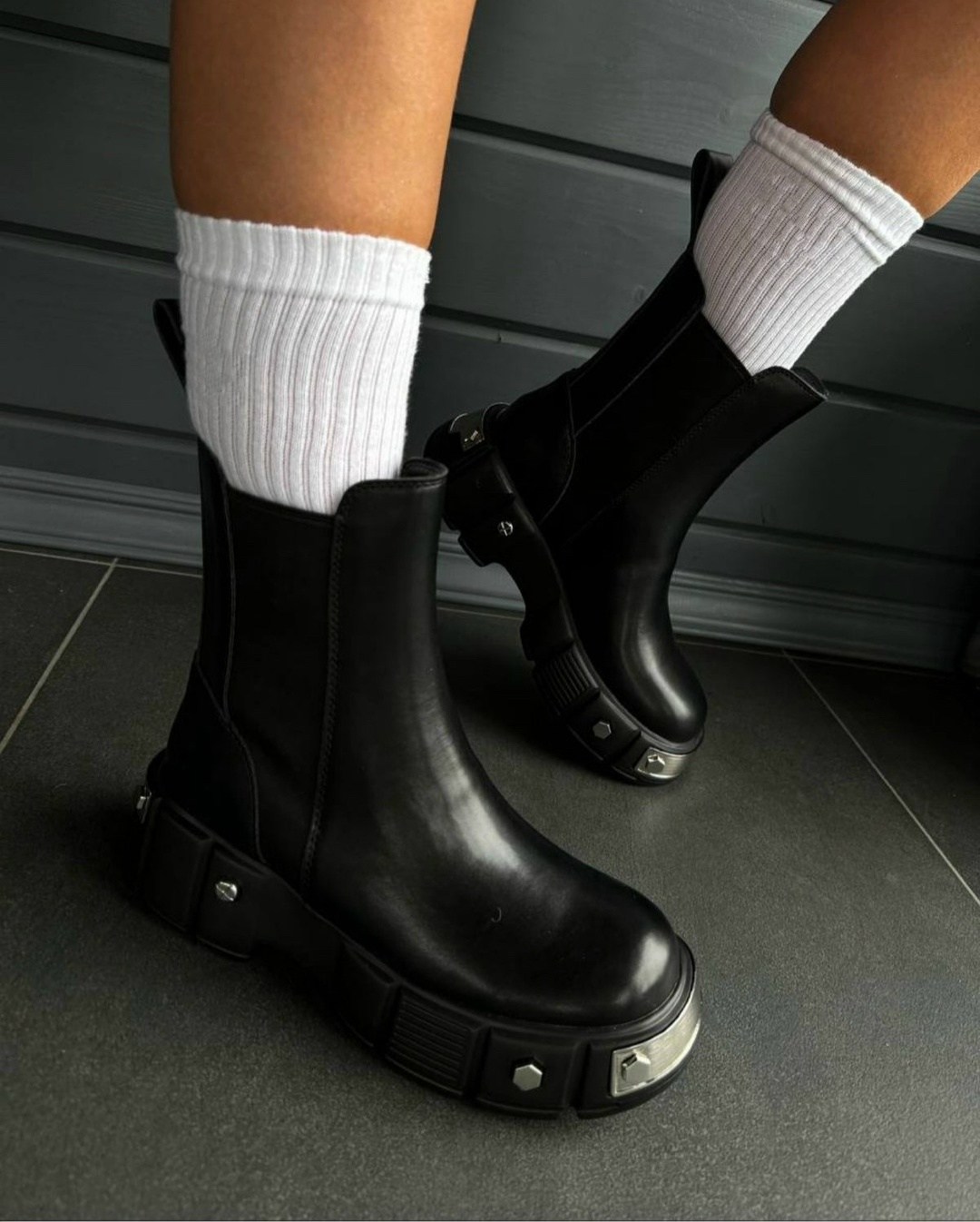 ,женские ботинки,баленсиага  2025,ботинки челси,модные ботинки