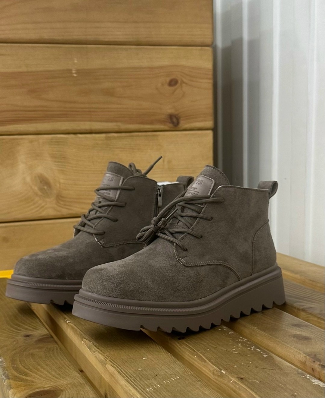 ,ботинки,мужские ботинки,замшевые ботинки,модные ботинки