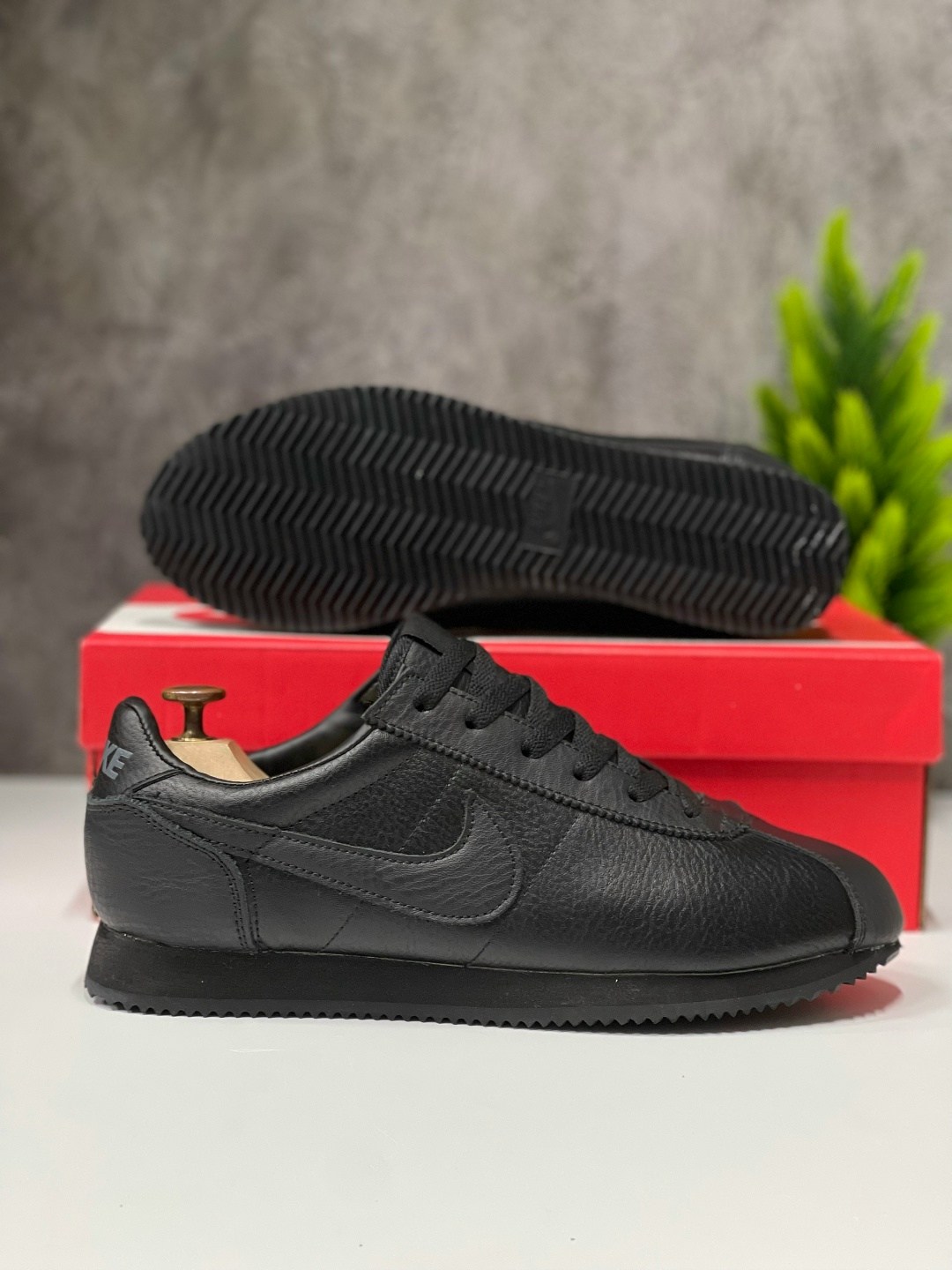 кроссовки мужские nike cortez,nike classic cortez leather black 749571-002,мужские nike classic cortez кожаные черные кроссовки,nike classic cortez leather,кроссовки мужские nike