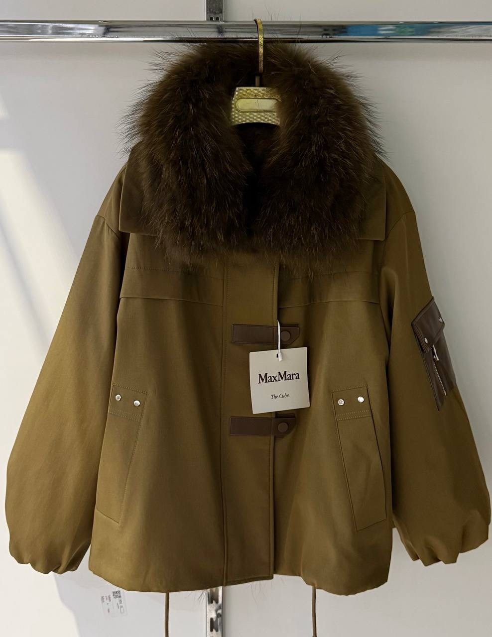 женская зимняя куртка с подкладкой из натурального меха,парка с меховым,парка с лисьим мехом,женская парка,женская зимняя куртка