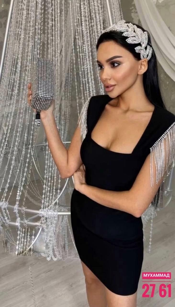 платье стразы,платье с бахромой,платье,бандажное платье,платье с черными стразами