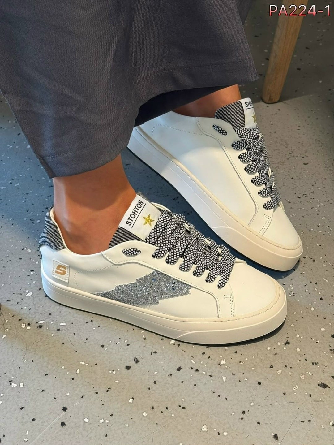 , женская,женские кроссовки,обуви, модная