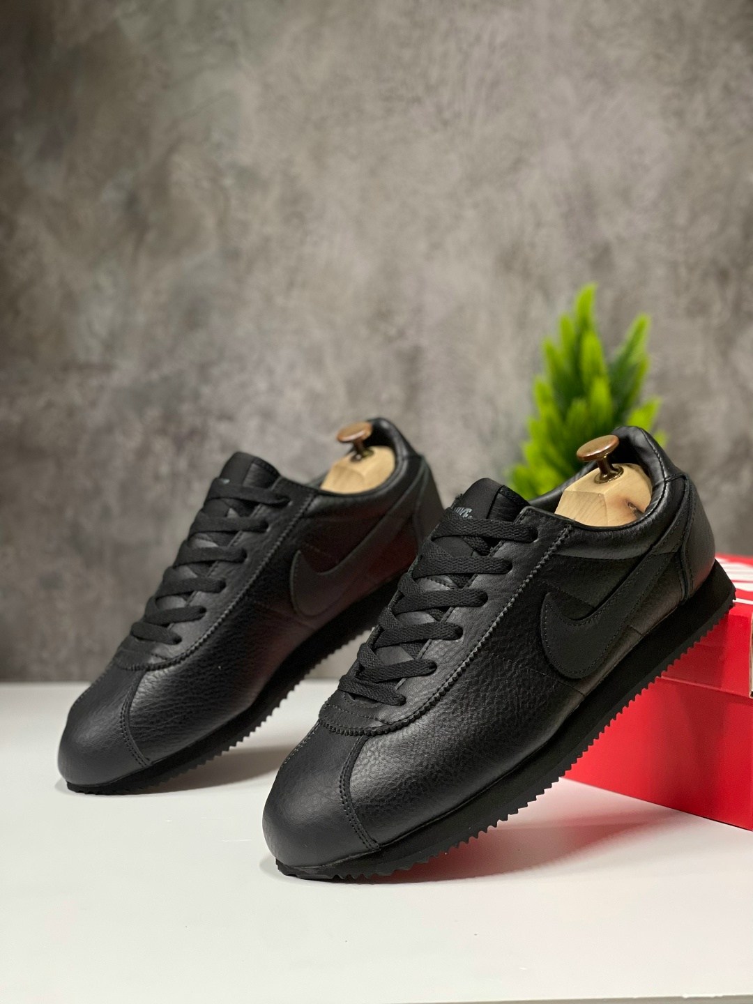 кроссовки мужские nike cortez,nike classic cortez leather black 749571-002,мужские nike classic cortez кожаные черные кроссовки,nike classic cortez leather,кроссовки мужские nike