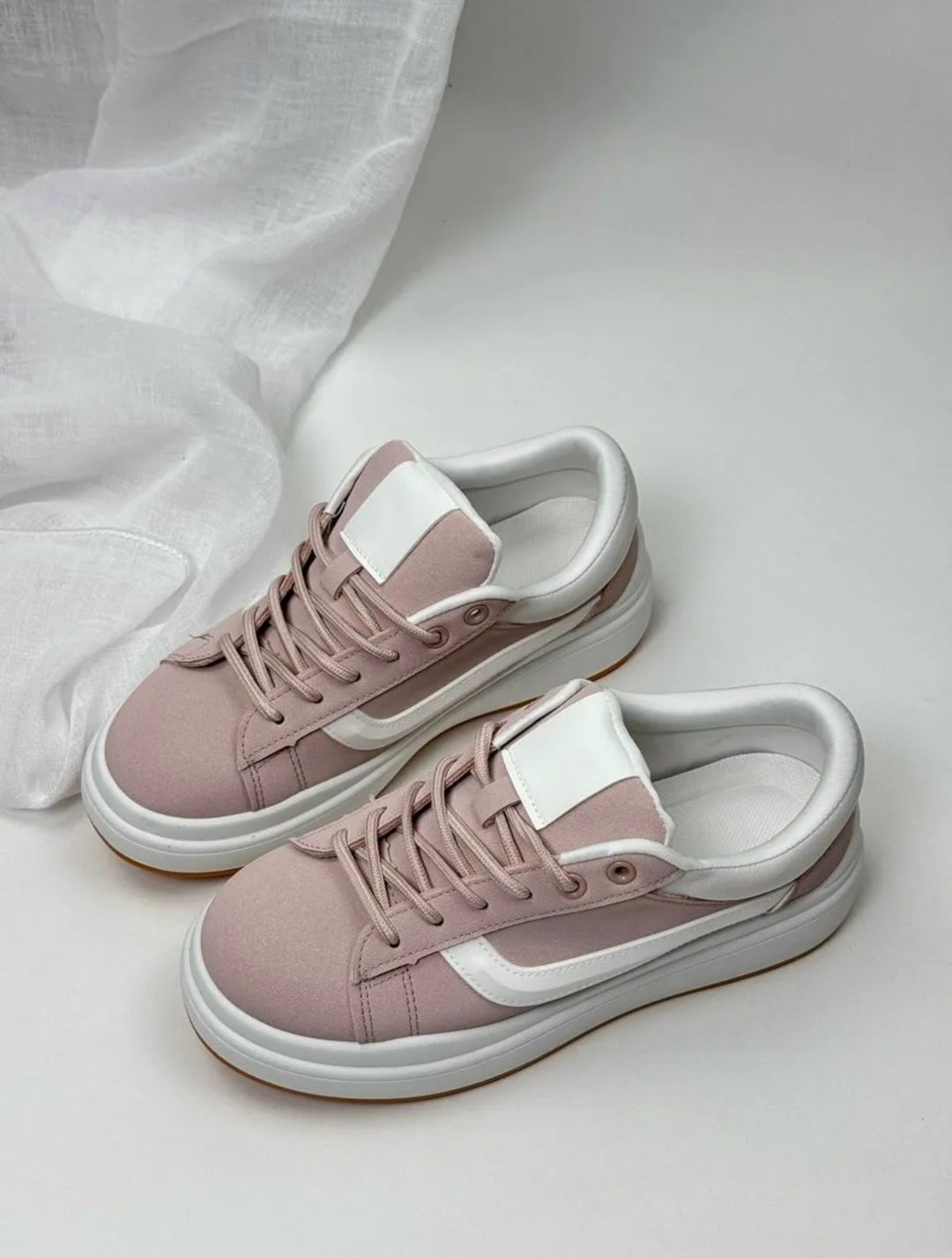 женские кроссовки,белые кроссовки,белые женские кроссовки,,кеды женские белые