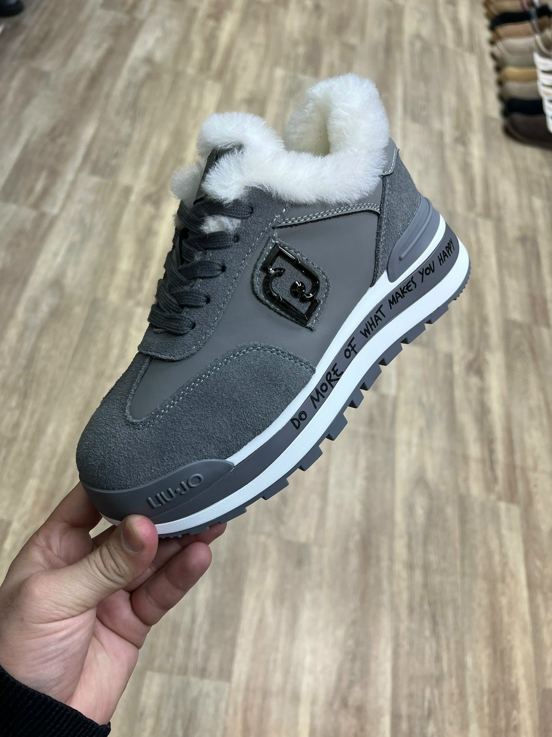 женские кроссовки,кроссовки liu jo,,женские зимние кроссовки,женская