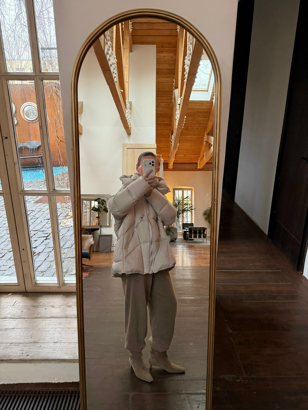 пуховик,женская зимняя куртка,куртка оверсайз,мягкий женский пуховик umi mao,пуховик женский