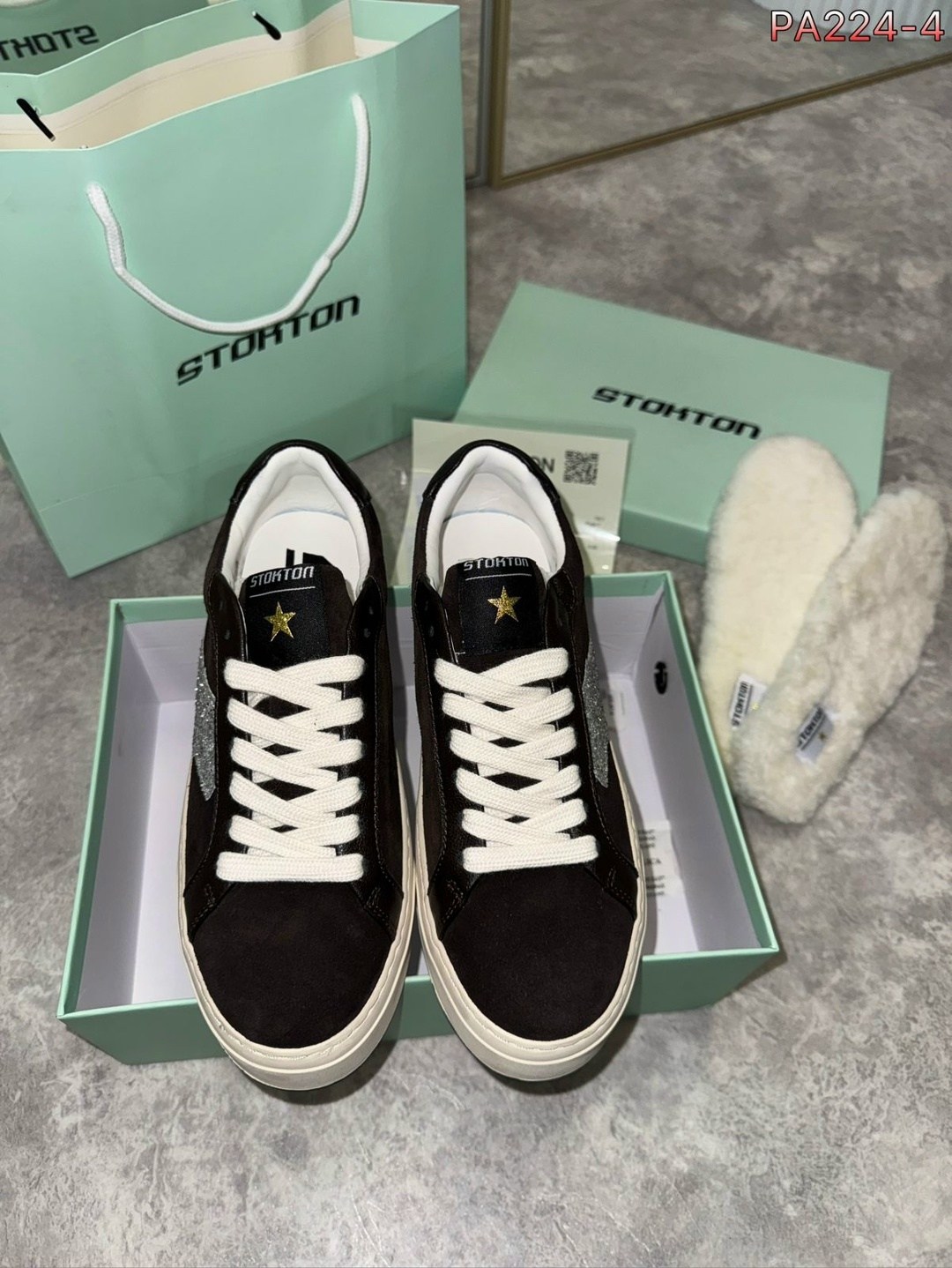 , женская,женские кроссовки,обуви, модная