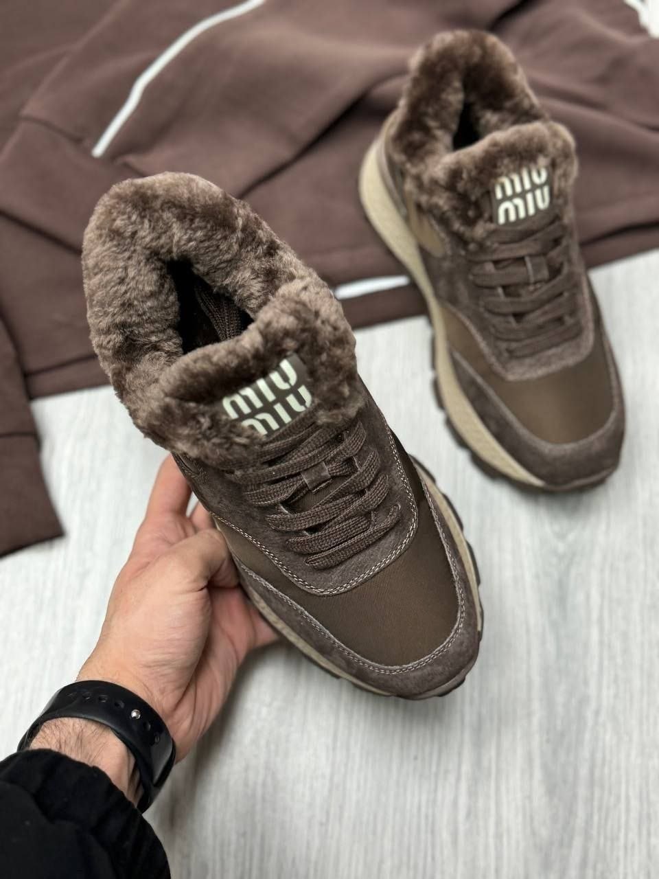 зимние кроссовки женские,кроссовки женскиe,,зимние кроссовки,теплые кроссовки