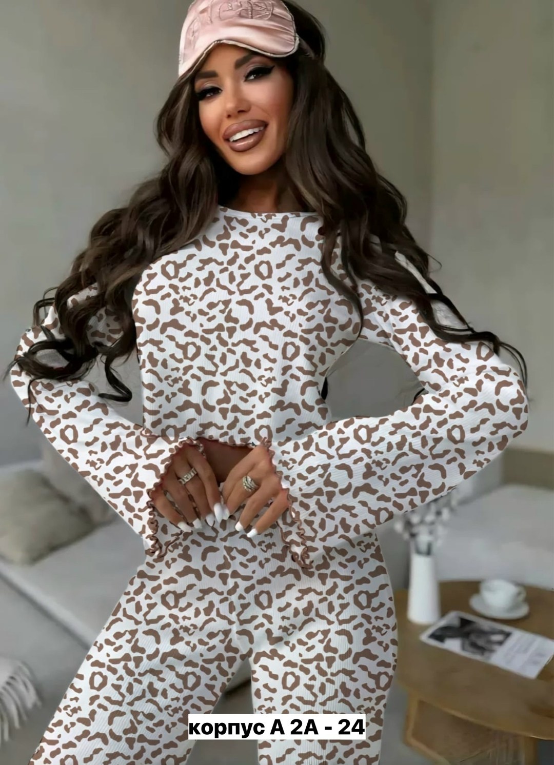 пижама со штанами с сердечками,пижама женская со штанами soft.girl,пижама женская со штанами и рубашкой с сердечками knopkaland,пижама женская с брюками,пижамы женски