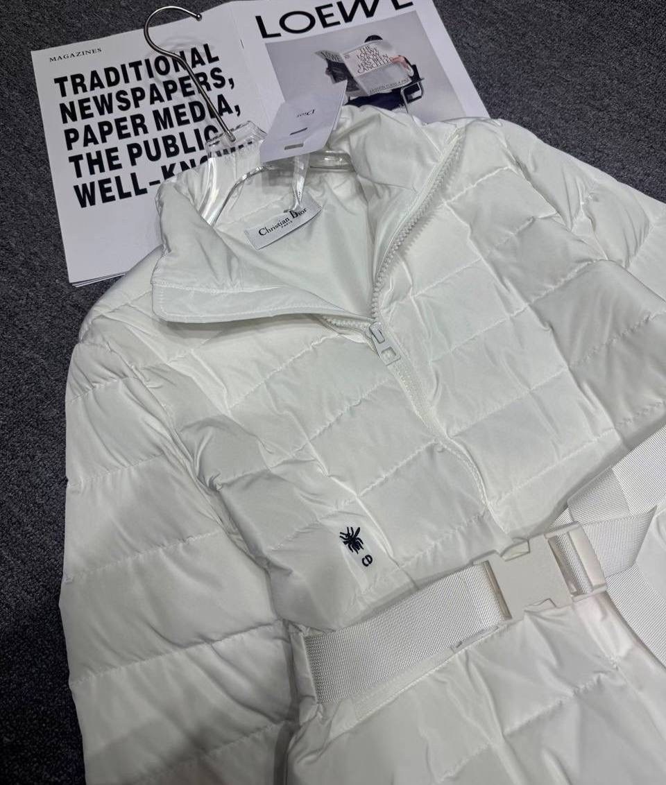 куртка женская,куртка с поясом женская белая,белая куртка с поясом,дутая куртка с поясом,куртка с поясом женская