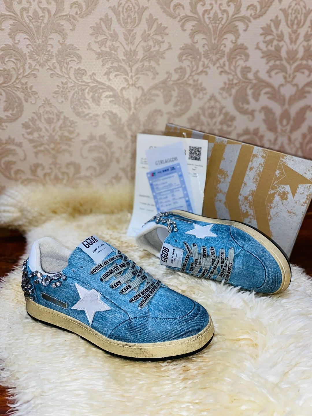 ,golden goose кеды,кроссовки golden goose,кроссовки джинсовые,кроссовки со звездами