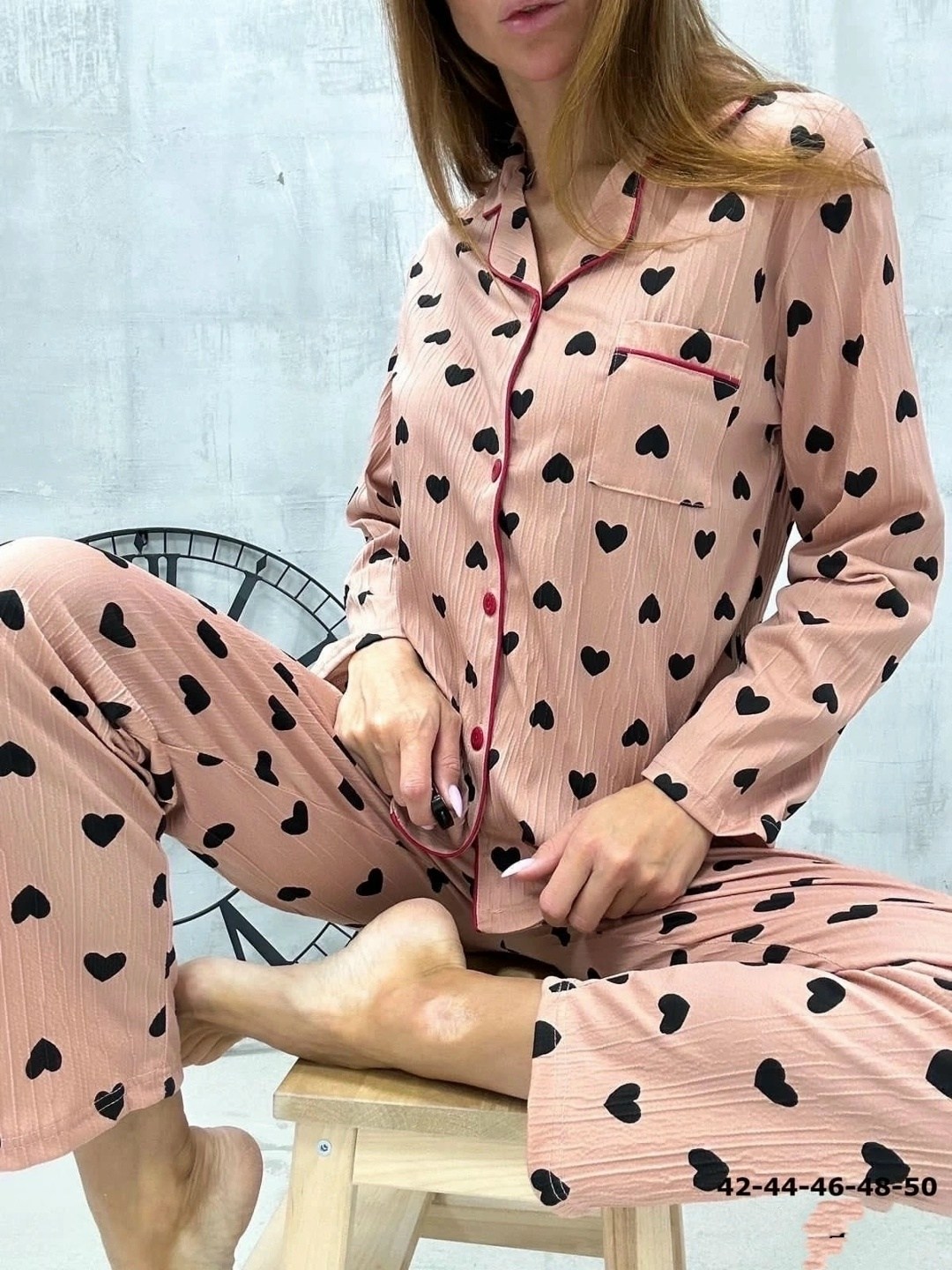 стильная женская пижама,пижамы женски,пижама со штанами и рубашкой в сердечко moolmeyno,пижама женская,пижама розовая