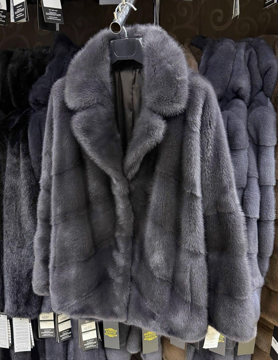 шуба норковая,норковая шуба в цвете "графит",шубка из меха европейской норки с английским воротником цвет графит,шуба из норки,шуба