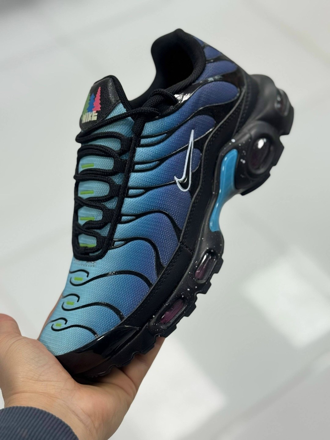 кроссовки nike air max plus tn,nike air max tn plus,кроссовки nike air max plus,кроссовки,nike air max tn