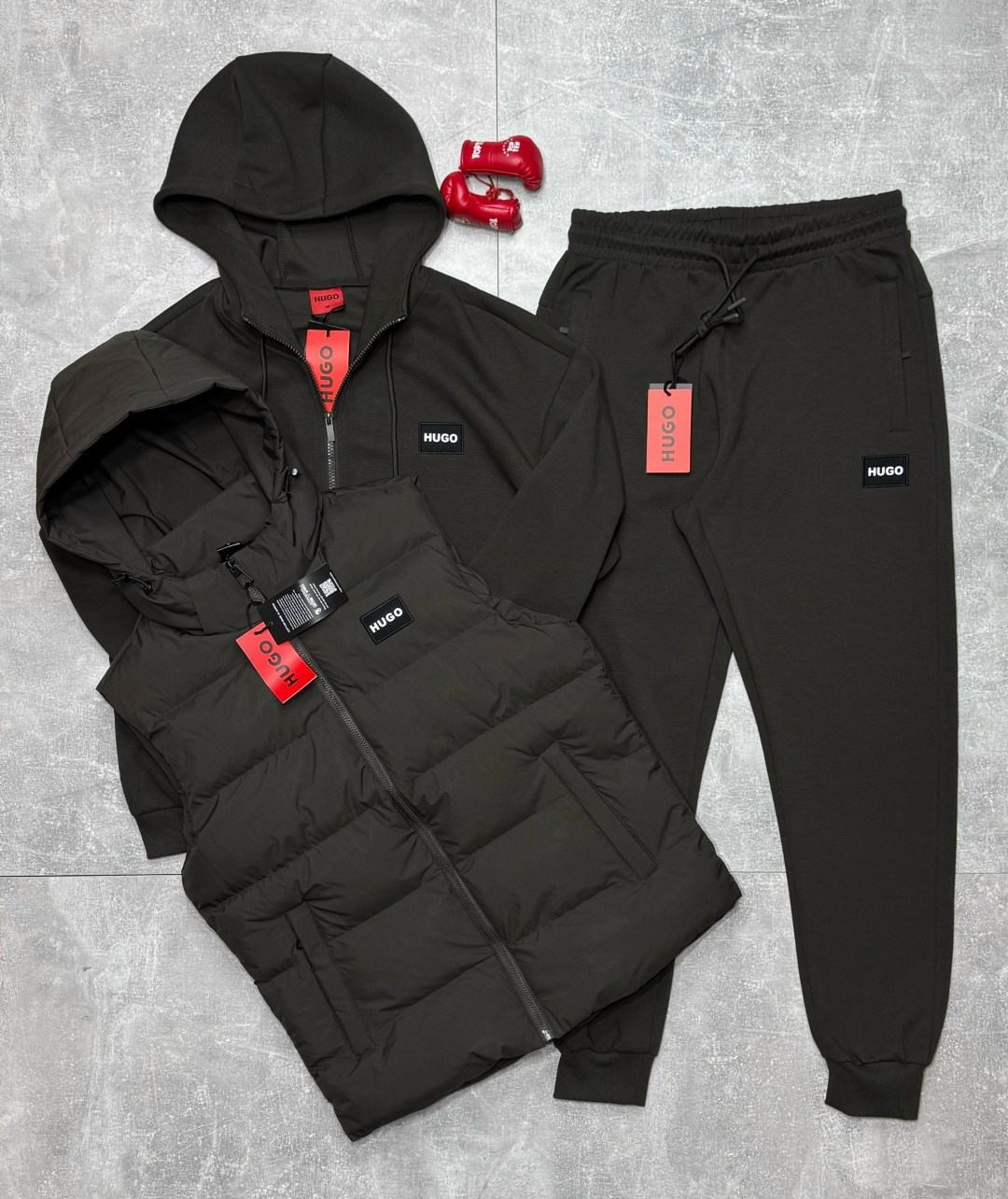 мужской спортивный костюм тройка hugo boss,жилетка мужская,мужской спортивный костюм,мужские жилеты